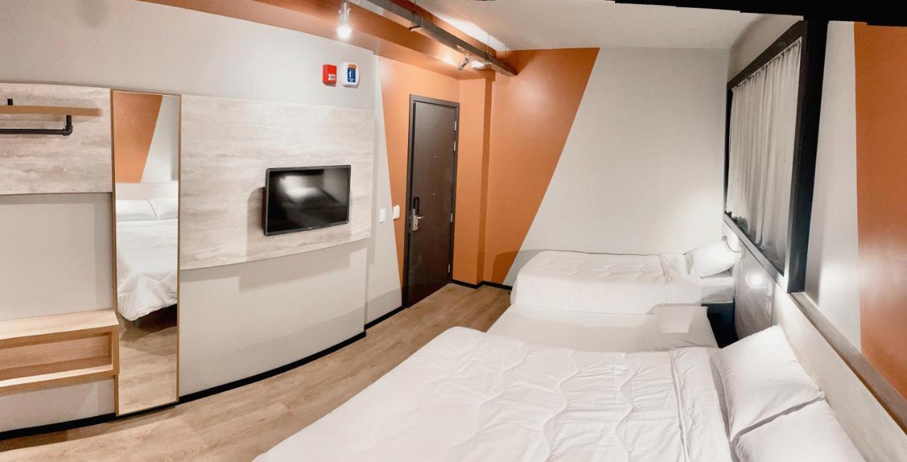 Ibis Budget Balneário Camboriú Exterior foto